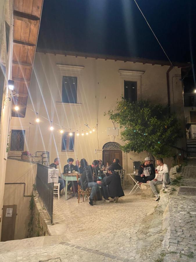 Hotel Dimora dell'Arte Navelli Esterno foto