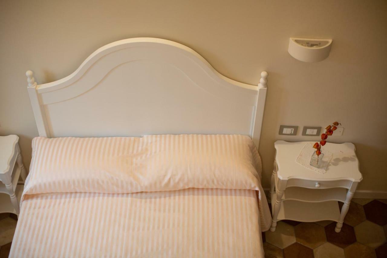 Hotel Dimora dell'Arte Navelli Esterno foto