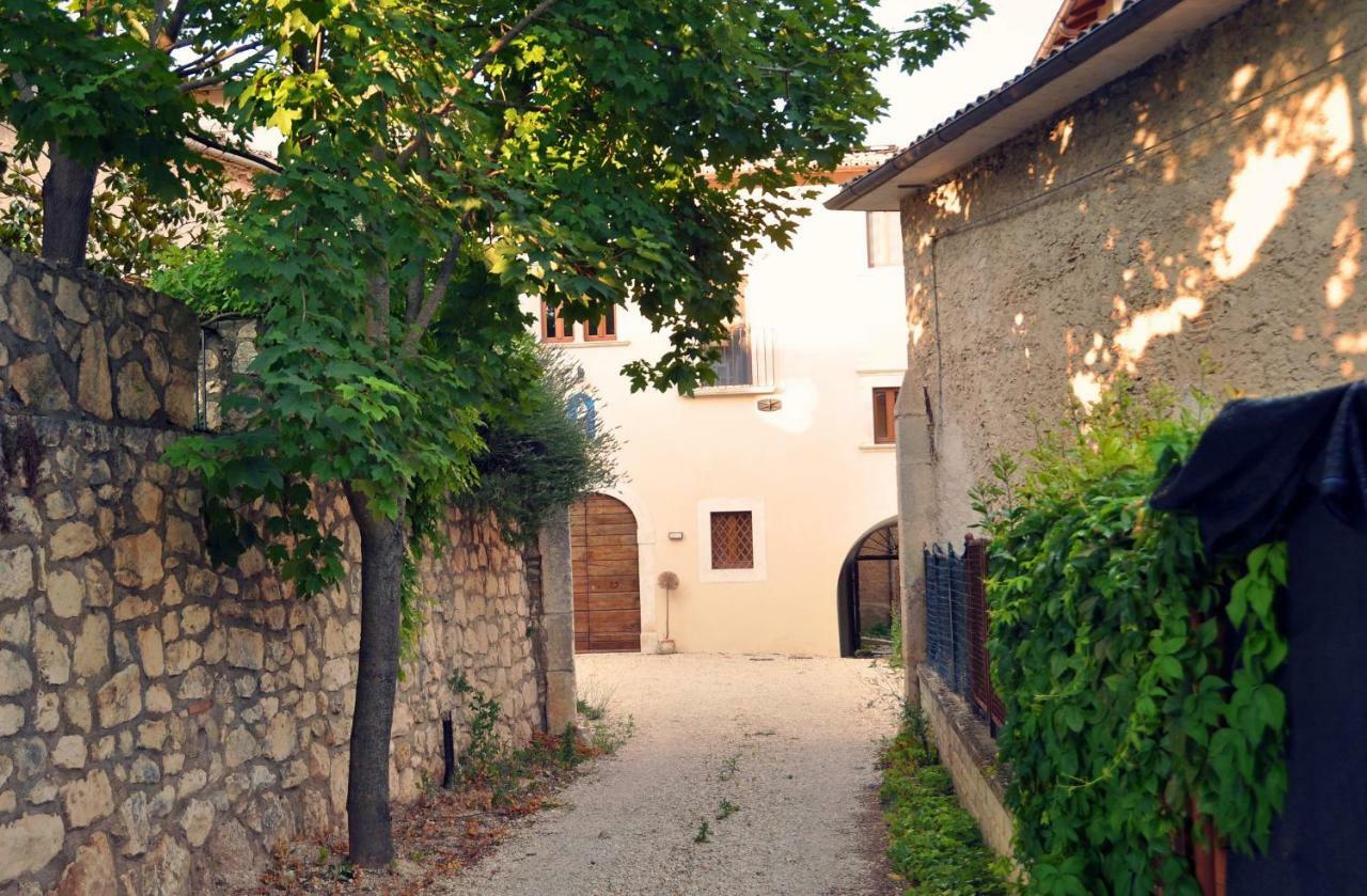 Hotel Dimora dell'Arte Navelli Esterno foto